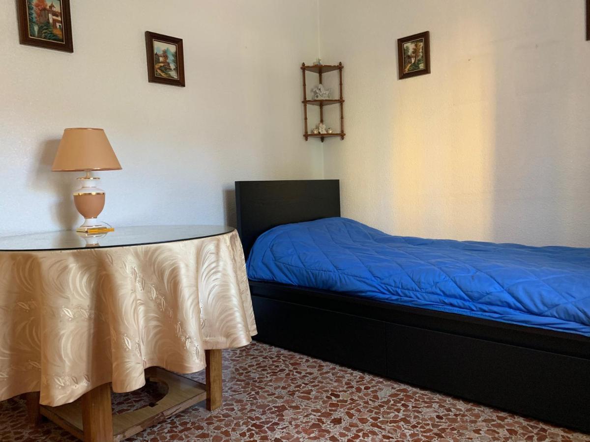 אליקאנטה Apartments Plaza De Las Escuelas מראה חיצוני תמונה